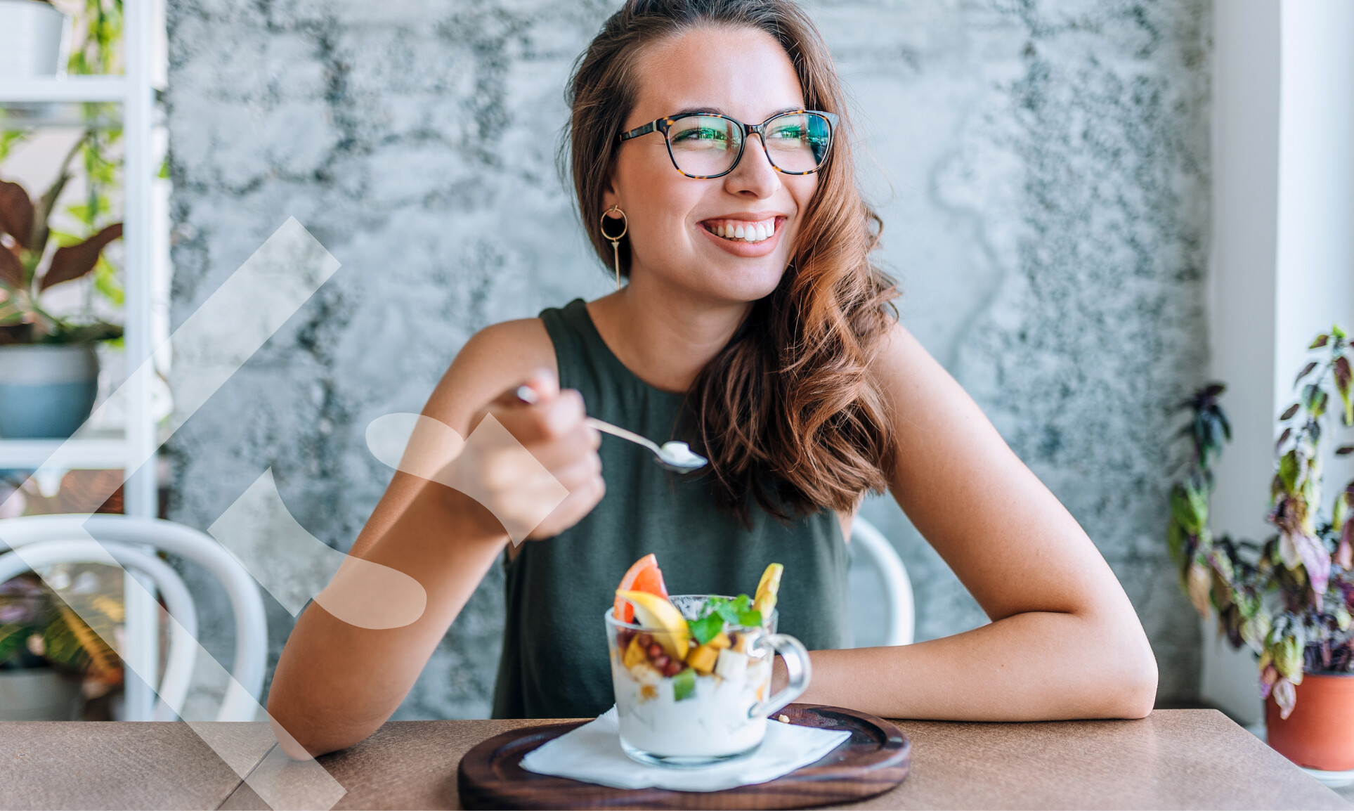 Are There Foods That Can Actually Help Reduce Tooth Stains?