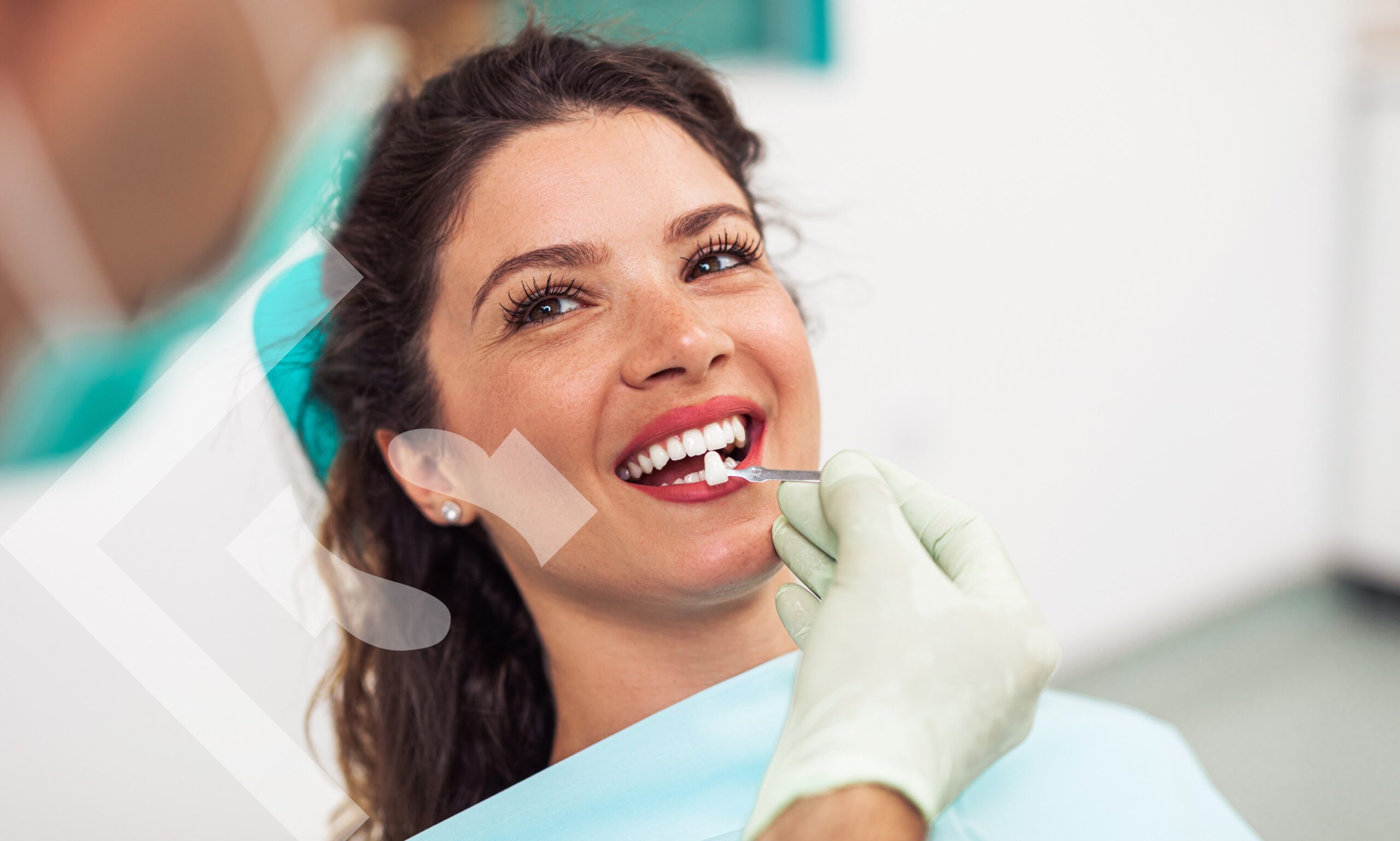 Zirconia vs. Lithium Disilicate: Which Crown Material Is Right for You?